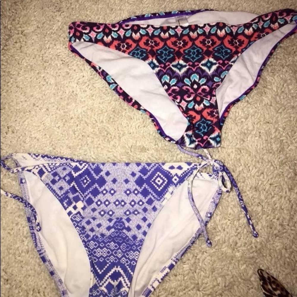 Bikini bottoms